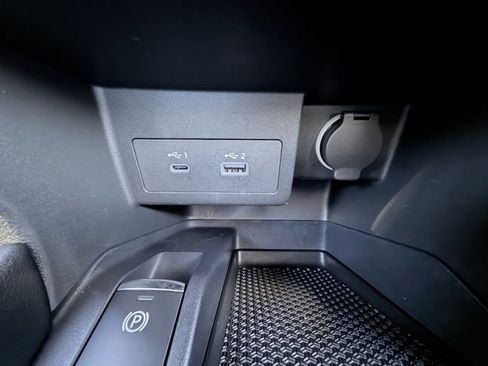 Certified 2024 Nissan Kicks SV image 16