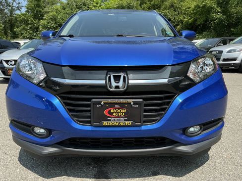 Used 2018 Honda HR-V EX-L image 3