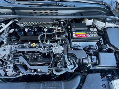 Used 2021 Toyota Corolla SE image 34