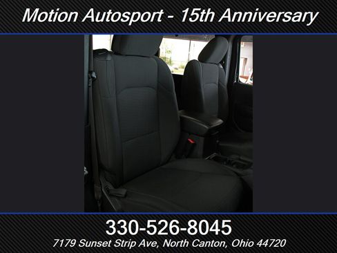 Used 2020 Jeep Wrangler Sport AWD/4WD image 37