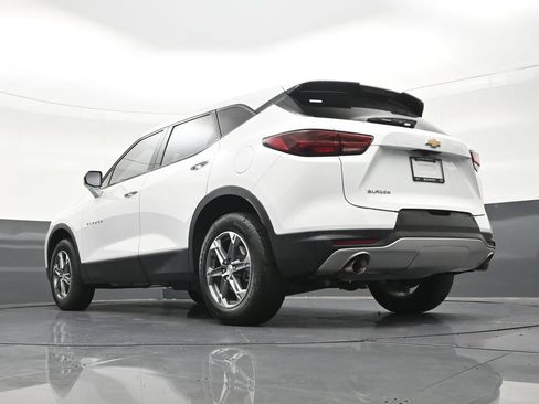 Used 2024 Chevrolet Blazer LT FWD image 26