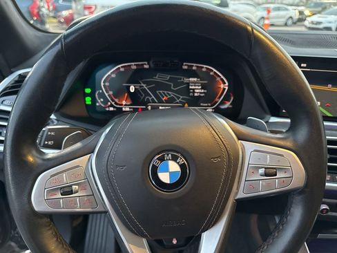 Used 2022 BMW X7 xDrive40i w/ Executive Package image 34