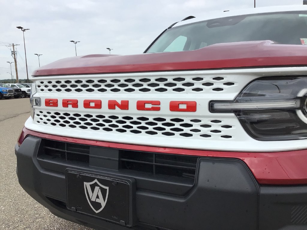 Used 2025 Ford Bronco Sport Heritage AWD/4WD image 38