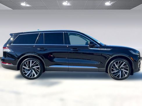 Used 2026 Lincoln Aviator Reserve AWD/4WD image 7