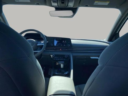 New 2026 Hyundai Elantra SEL Sport FWD image 27