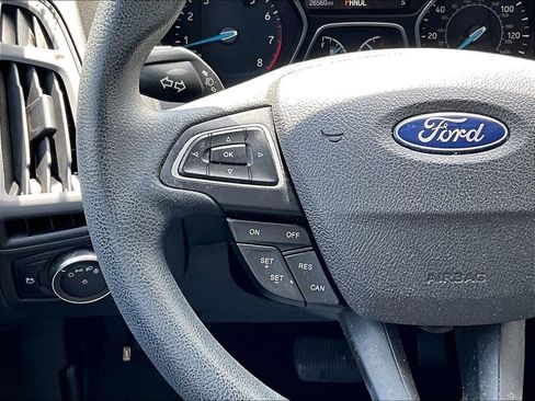 Used 2016 Ford Focus SE image 15