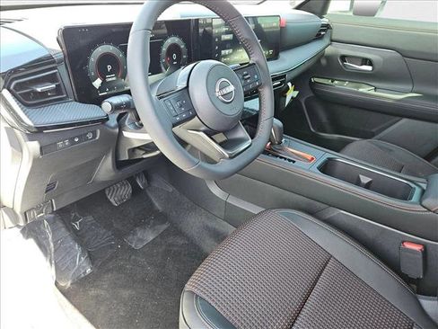 New 2025 Nissan Kicks SR w/ Interior Electronics Package image 3