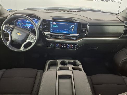 Used 2023 Chevrolet Silverado 1500 LT image 6