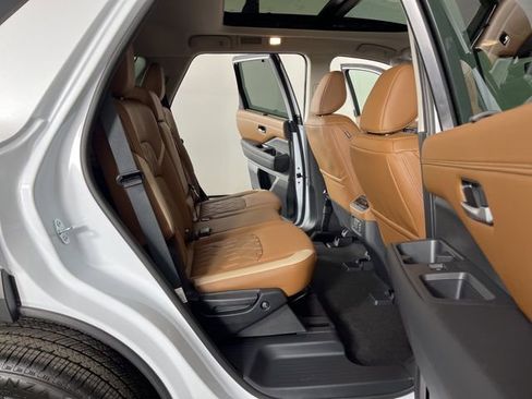 New 2026 Nissan Pathfinder Platinum w/ Cargo Package image 50