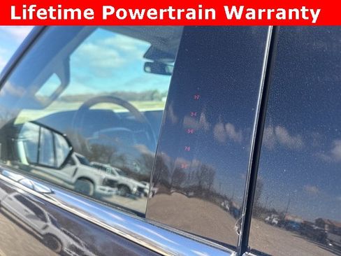 Used 2024 Ford Expedition Max XLT image 9