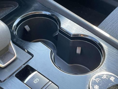 Used 2023 Nissan Rogue SV image 29