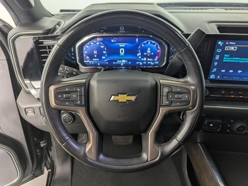 Used 2024 Chevrolet Silverado 2500 High Country w/ High Country Premium Package AWD/4WD image 18