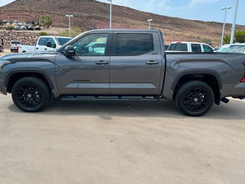 Used 2025 Toyota Tundra Limited AWD/4WD image 2