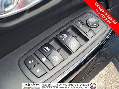 Used 2020 Jeep Cherokee Latitude Plus AWD/4WD image 24