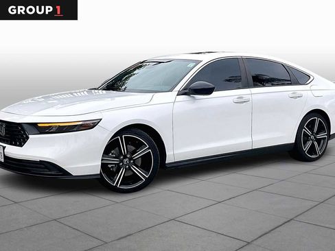 Used 2023 Honda Accord Sport image 1