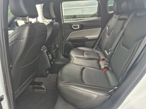 Used 2023 Jeep Compass Limited w/ Elite Group AWD/4WD image 14