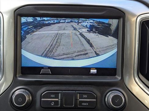 Used 2020 Chevrolet Silverado 1500 LT w/ Trailering Package AWD/4WD image 13