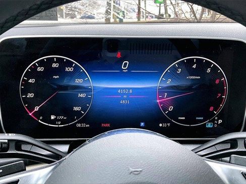 Certified 2025 Mercedes-Benz GLC 300 4MATIC image 16