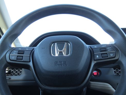 Used 2024 Honda Accord EX image 19