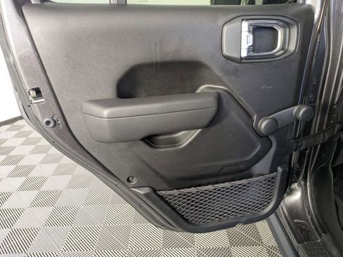 Used 2022 Jeep Wrangler Unlimited Sport AWD/4WD image 21