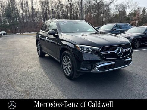 Used 2026 Mercedes-Benz GLC 300 4MATIC image 1