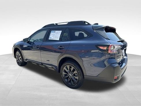 Used 2025 Subaru Outback Onyx Edition AWD/4WD image 5