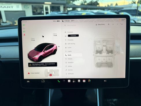 Used 2021 Tesla Model Y Long Range AWD/4WD image 36