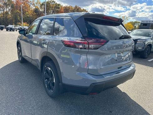 New 2026 Nissan Rogue SV w/ Cold Weather Package image 4