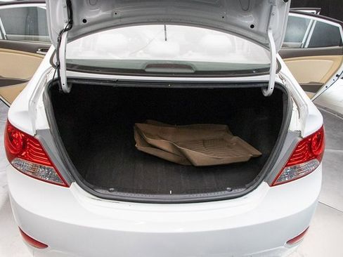 Used 2014 Hyundai Accent GLS image 18