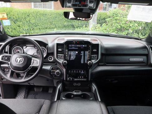 Used 2025 RAM 1500 Big Horn AWD/4WD image 28