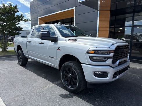 New 2026 RAM 2500 Big Horn AWD/4WD image 1