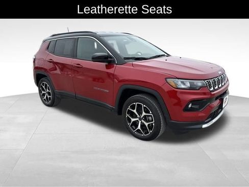 Used 2025 Jeep Compass Limited image 8