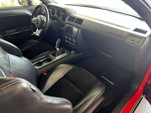 Used 2014 Dodge Challenger SRT8 Core w/ Satin Vapor Edition image 20