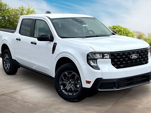 New 2026 Ford Maverick XLT AWD/4WD image 2