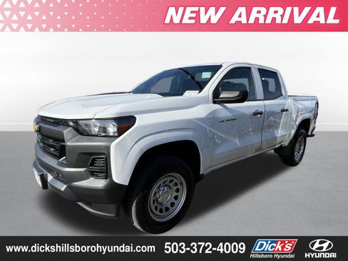Used 2023 Chevrolet Colorado W/T image 8