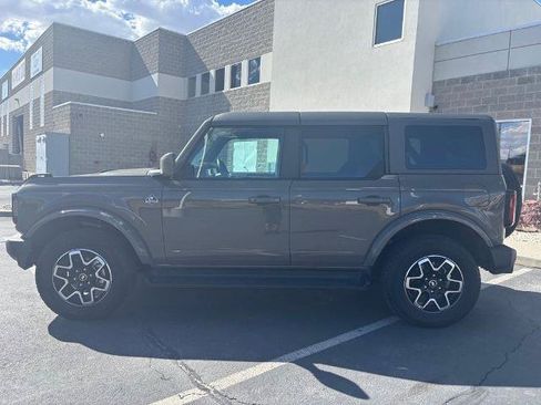 Certified 2025 Ford Bronco Outer Banks AWD/4WD image 2