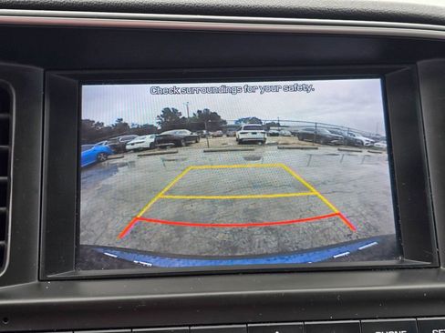 Used 2020 Hyundai Elantra SEL FWD image 17
