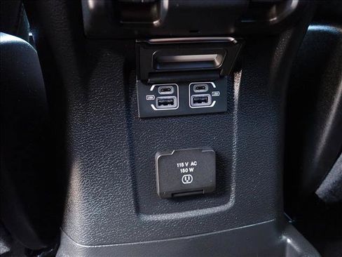 Used 2024 Jeep Wrangler Unlimited Rubicon 4xe w/ Capability Package AWD/4WD image 10