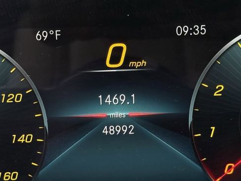Used 2021 Mercedes-Benz GLE 350 image 16