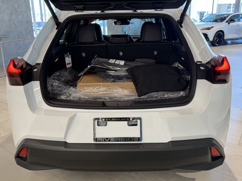 New 2026 Lexus UX 300h FWD image 10