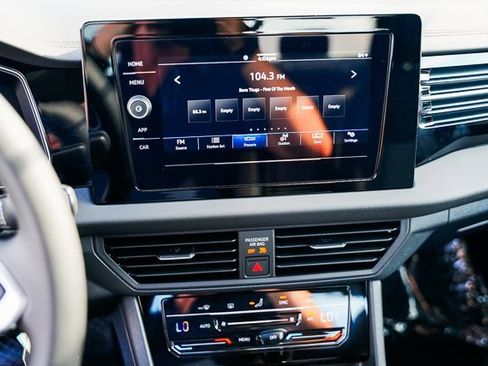 New 2025 Volkswagen Jetta S image 13