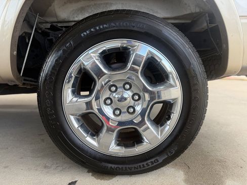 Used 2014 Ford F150 Lariat w/ Equipment Group 502A Luxury image 11