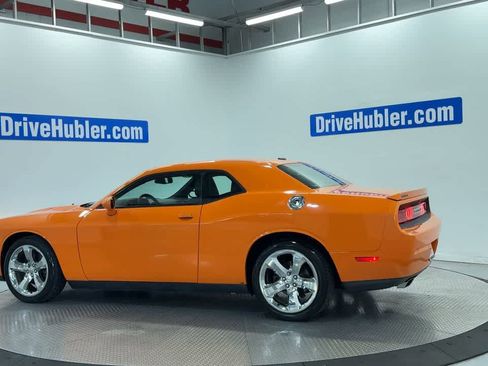 Used 2014 Dodge Challenger SXT Plus RWD image 8