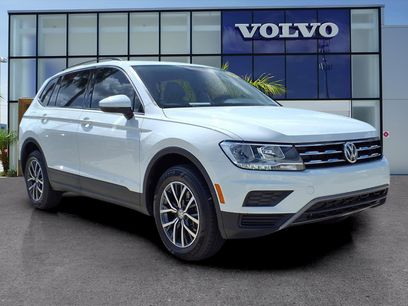 Used 2019 Volkswagen Tiguan SE w/ Panoramic Sunroof Package