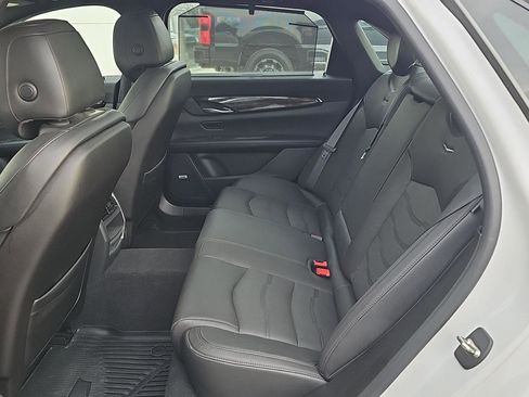 Used 2018 Cadillac CT6 Luxury image 15