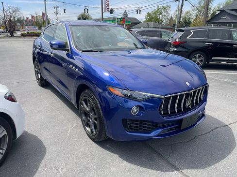 Used 2021 Maserati Levante image 2