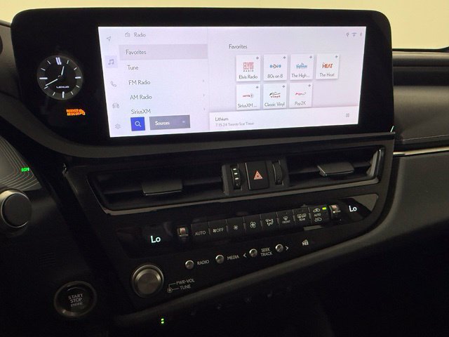 Used 2025 Lexus ES 350 Ultra Luxury w/ Accessory Package (Z2) FWD image 26