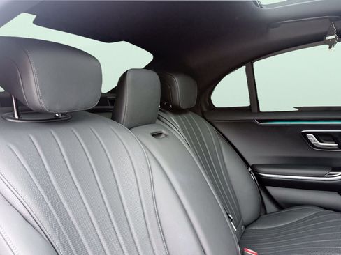 Used 2023 Mercedes-Benz S 500 4MATIC w/ AMG Line image 44