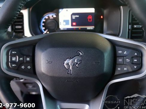 Used 2023 Ford Bronco Outer Banks image 17