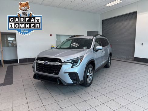 Used 2025 Subaru Ascent Premium AWD/4WD image 3